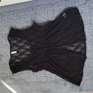 NWOT lace top